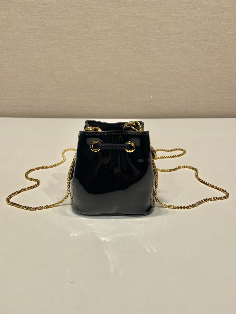 Pra*a bucket bags